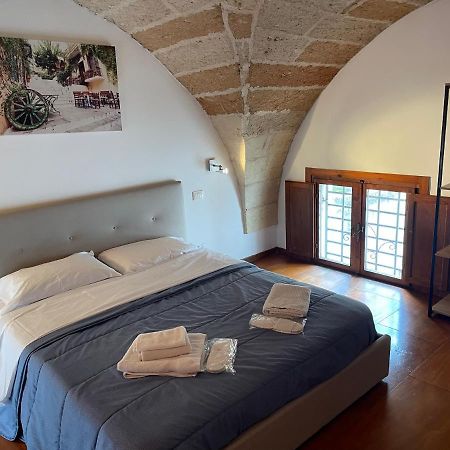 B&B Piazzetta Verdi เลชเช ภายนอก รูปภาพ