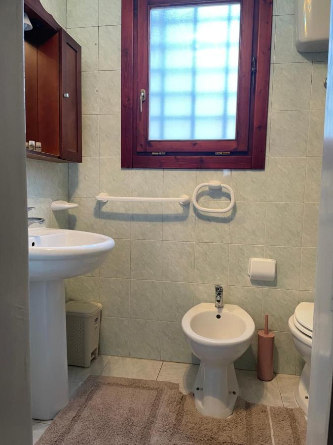 B&B Piazzetta Verdi เลชเช ภายนอก รูปภาพ